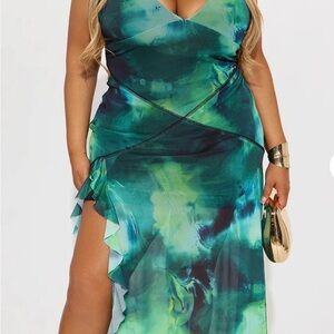 NWT-Fashion Nova Green & Teal Watercolor Ruffle Slit Maxi Dress